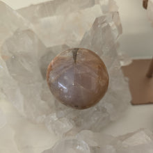 Load image into Gallery viewer, Peach Moonstone Gallet