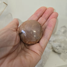 Load image into Gallery viewer, Peach Moonstone Gallet