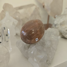 Load image into Gallery viewer, Peach Moonstone Gallet