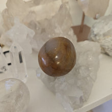 Load image into Gallery viewer, Peach Moonstone Gallet