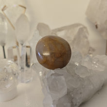 Load image into Gallery viewer, Peach Moonstone Gallet