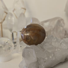 Load image into Gallery viewer, Peach Moonstone Gallet