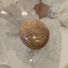 Load image into Gallery viewer, Peach Moonstone Gallet