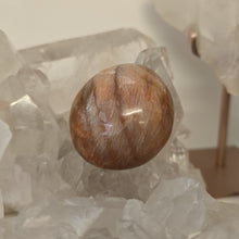 Load image into Gallery viewer, Peach Moonstone Gallet