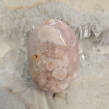 Load image into Gallery viewer, Flower Agate Palmstone