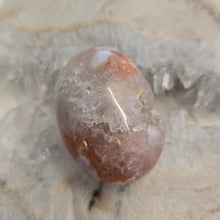 Load image into Gallery viewer, Flower Agate Palmstone