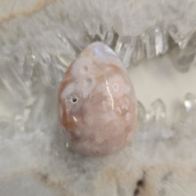 Load image into Gallery viewer, Flower Agate Palmstone