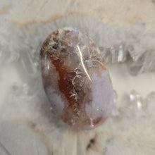 Load image into Gallery viewer, Flower Agate Palmstone