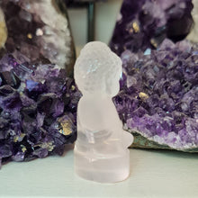 Load image into Gallery viewer, Clear Quartz Buddha