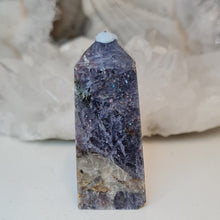 Load image into Gallery viewer, Iolite Tower