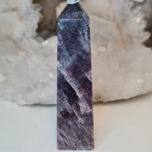 Load image into Gallery viewer, Iolite Tower