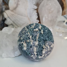 Load image into Gallery viewer, Grape Agate