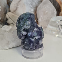 Load image into Gallery viewer, Grape Agate Egg