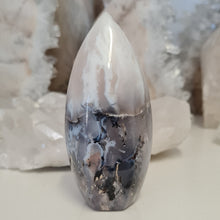 Load image into Gallery viewer, Dendritic Agate Flame