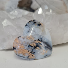 Load image into Gallery viewer, Dendritic Agate Heart