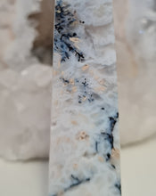 Load image into Gallery viewer, Dendritic Agate Tower