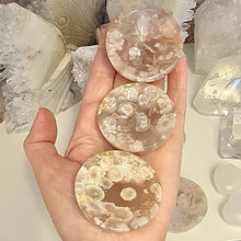Load image into Gallery viewer, Flower Agate Bowls