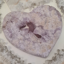 Load image into Gallery viewer, Amethyst and Quartz Heart