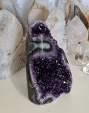 Load image into Gallery viewer, Amethyst with Stalactite Eyes Cutbase