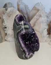 Load image into Gallery viewer, Amethyst with Stalactite Eyes Cutbase