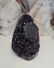 Load image into Gallery viewer, Amethyst with Stalactite Eyes Cutbase