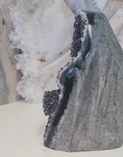 Load image into Gallery viewer, Amethyst with Stalactite Eyes Cutbase