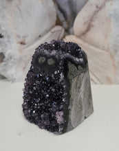 Load image into Gallery viewer, Amethyst with Stalactite Eyes Cutbase