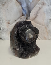 Load image into Gallery viewer, Black Galaxy Amethyst with Stalactite Eyes Cutbase