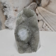 Load image into Gallery viewer, Green Amethyst with Stalactite Eyes Cutbase