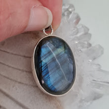 Load image into Gallery viewer, Labradorite Sterling Silver Pendant