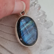 Load image into Gallery viewer, Labradorite Sterling Silver Pendant