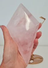 Load image into Gallery viewer, Rose Quartz Diamond with Stand
