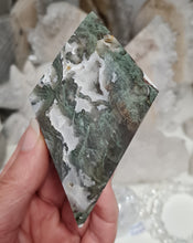 Load image into Gallery viewer, Moss Agate Diamond with Stand
