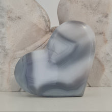 Load image into Gallery viewer, Agate Heart