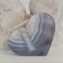 Load image into Gallery viewer, Agate Heart