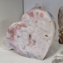 Load image into Gallery viewer, Pink Amethyst Heart