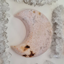 Load image into Gallery viewer, Pink Amethyst Moon