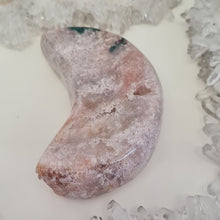 Load image into Gallery viewer, Pink Amethyst Moon