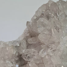 Load image into Gallery viewer, Quartz Cluster
