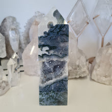 Load image into Gallery viewer, Moss Agate Tower
