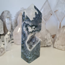 Load image into Gallery viewer, Moss Agate Tower