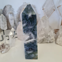 Load image into Gallery viewer, Moss Agate Tower