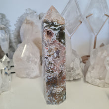 Load image into Gallery viewer, Moss Agate Tower