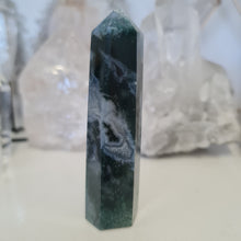 Load image into Gallery viewer, Moss Agate Tower
