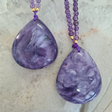 Load image into Gallery viewer, Charoite Bead Necklace