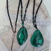 Load image into Gallery viewer, Malachite Bead Necklace
