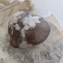 Load image into Gallery viewer, Black Flower Agate Heart