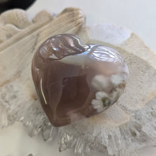 Load image into Gallery viewer, Black Flower Agate Heart