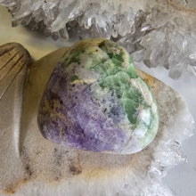 Load image into Gallery viewer, Serpentine Fluorite 'Bolivianite' Heart - A Grade