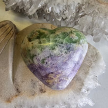 Load image into Gallery viewer, Serpentine Fluorite 'Bolivianite' Heart - A Grade